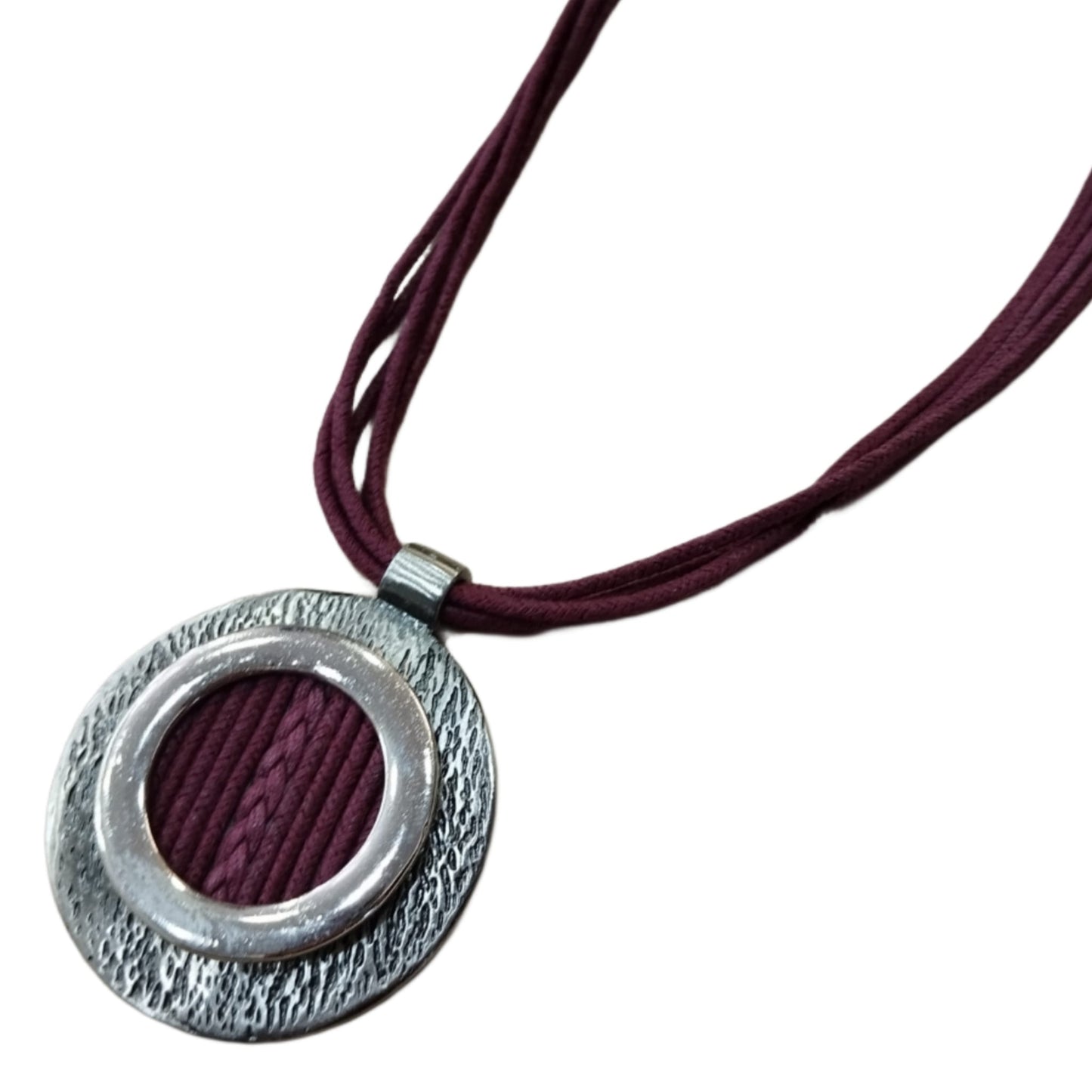 COLLAR BORDÓ - MAGUY