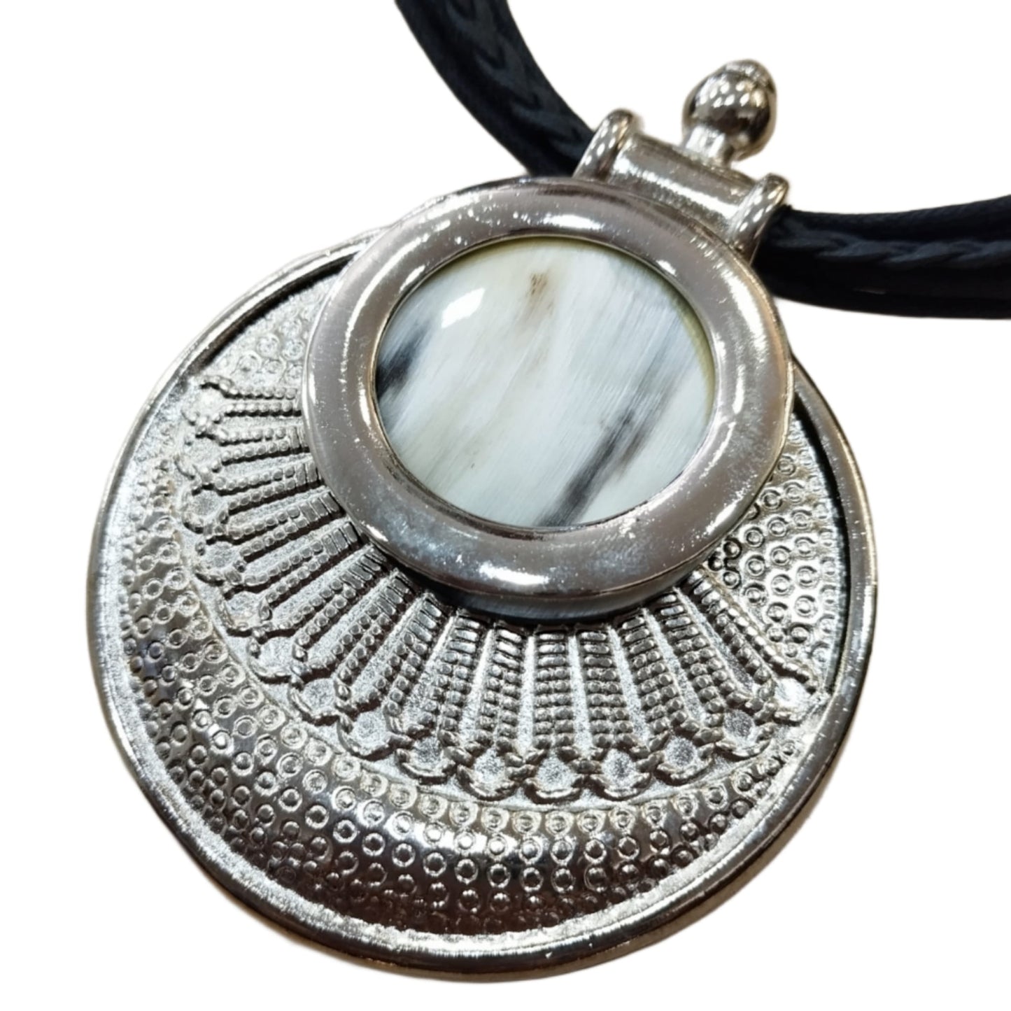 COLLAR NEGRO DIJE XL - MAGUY