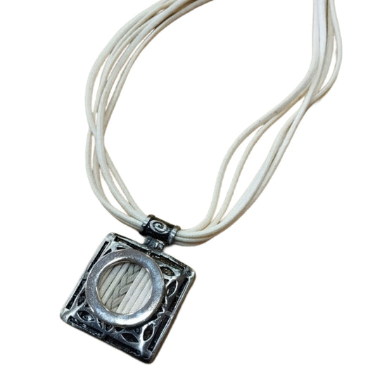 COLLAR NATURAL - MAGUY